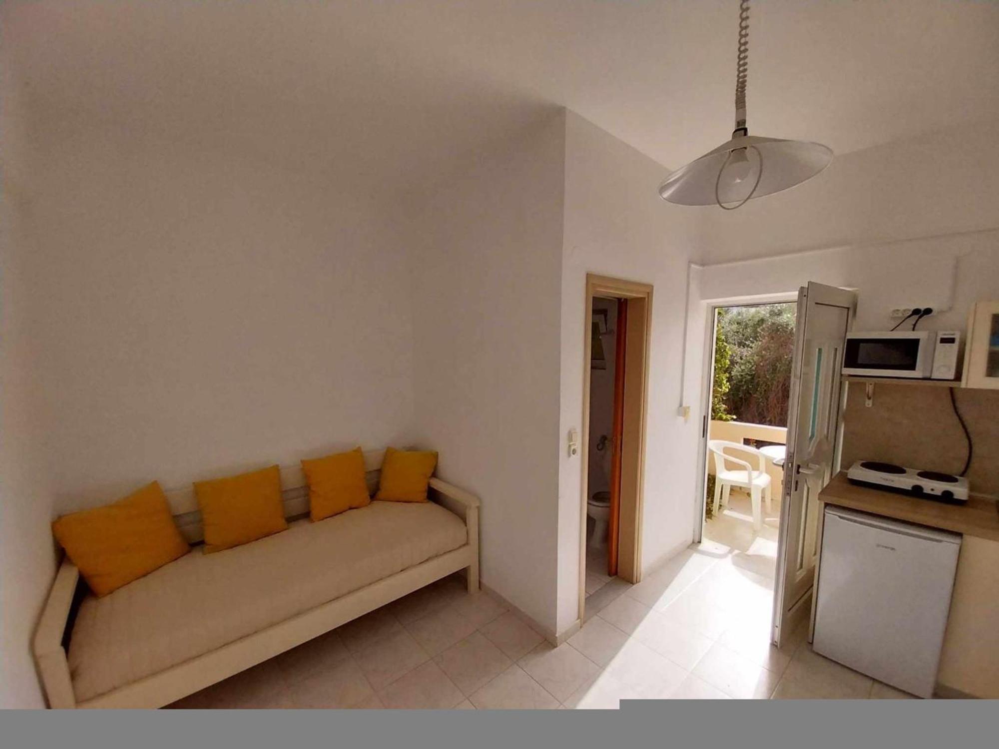 Litinas Apartments With Pool Agia Marina  Bagian luar foto