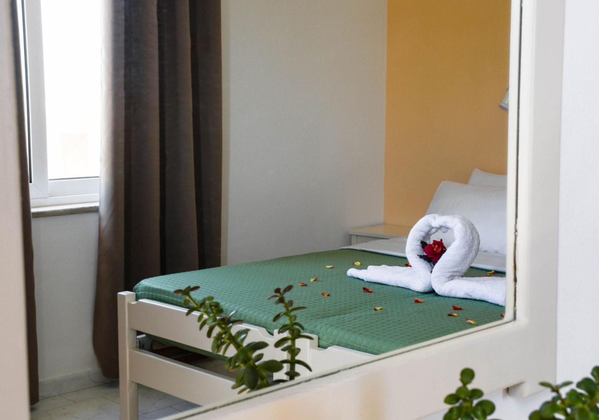 Litinas Apartments With Pool Agia Marina  Bagian luar foto