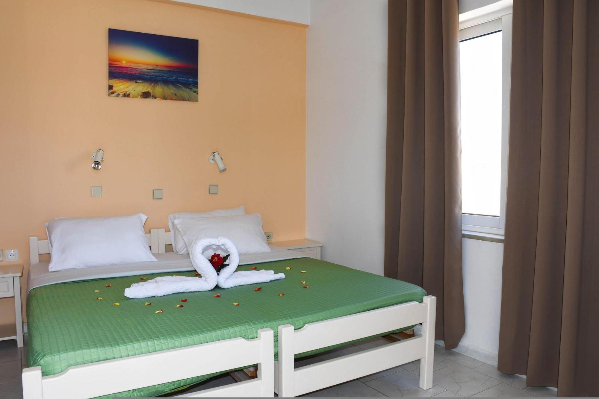 Litinas Apartments With Pool Agia Marina  Bagian luar foto