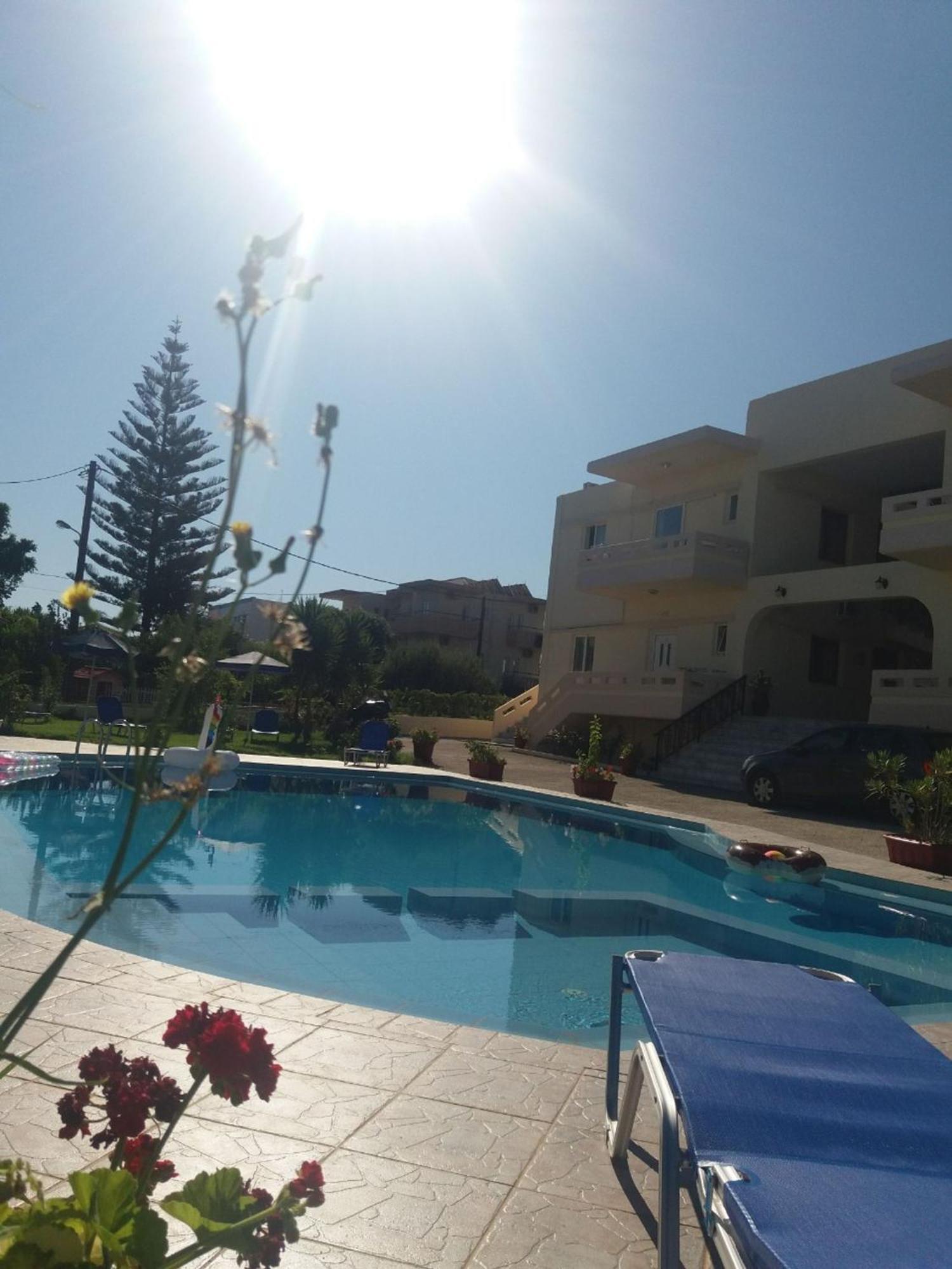 Litinas Apartments With Pool Agia Marina  Bagian luar foto