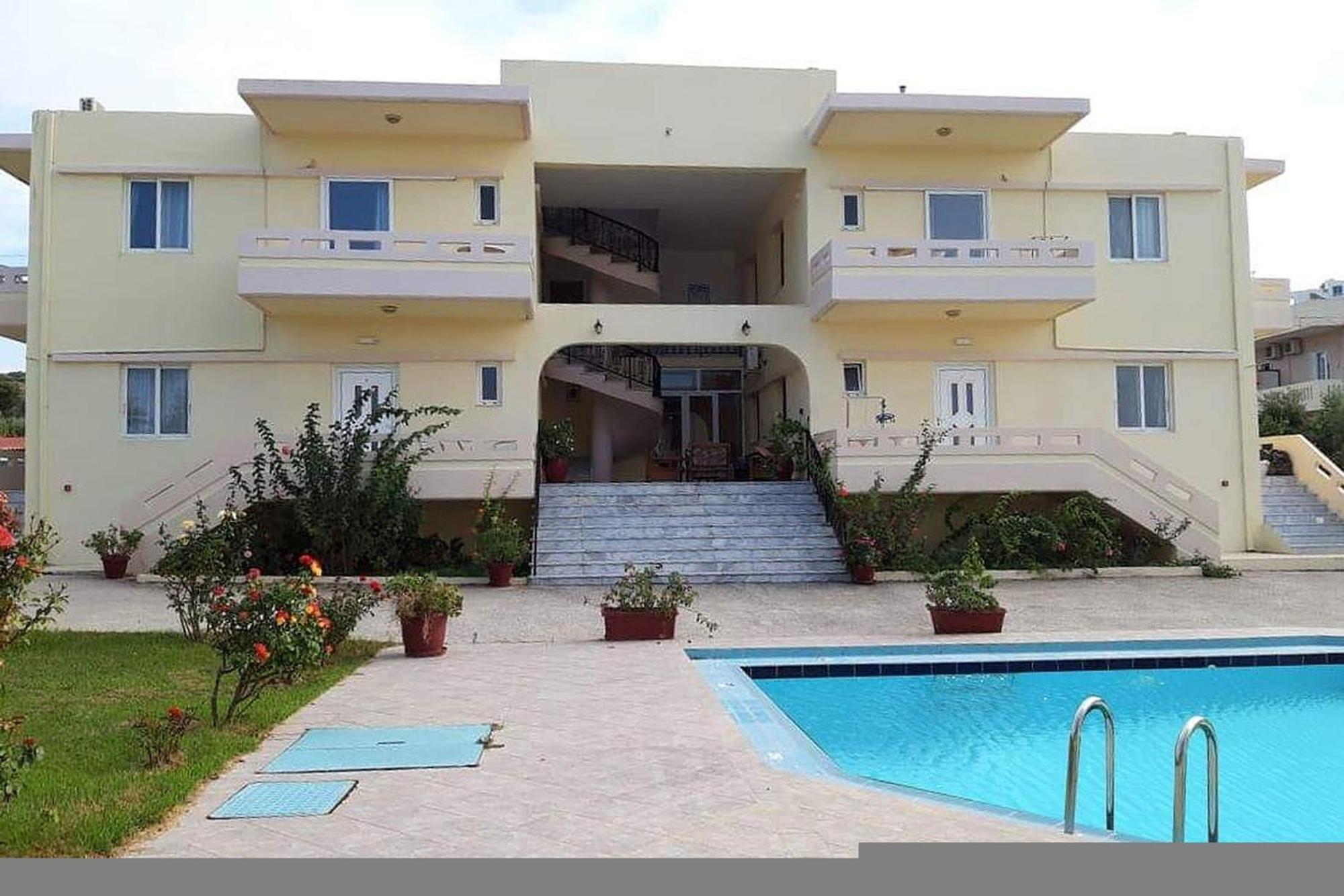 Litinas Apartments With Pool Agia Marina  Bagian luar foto