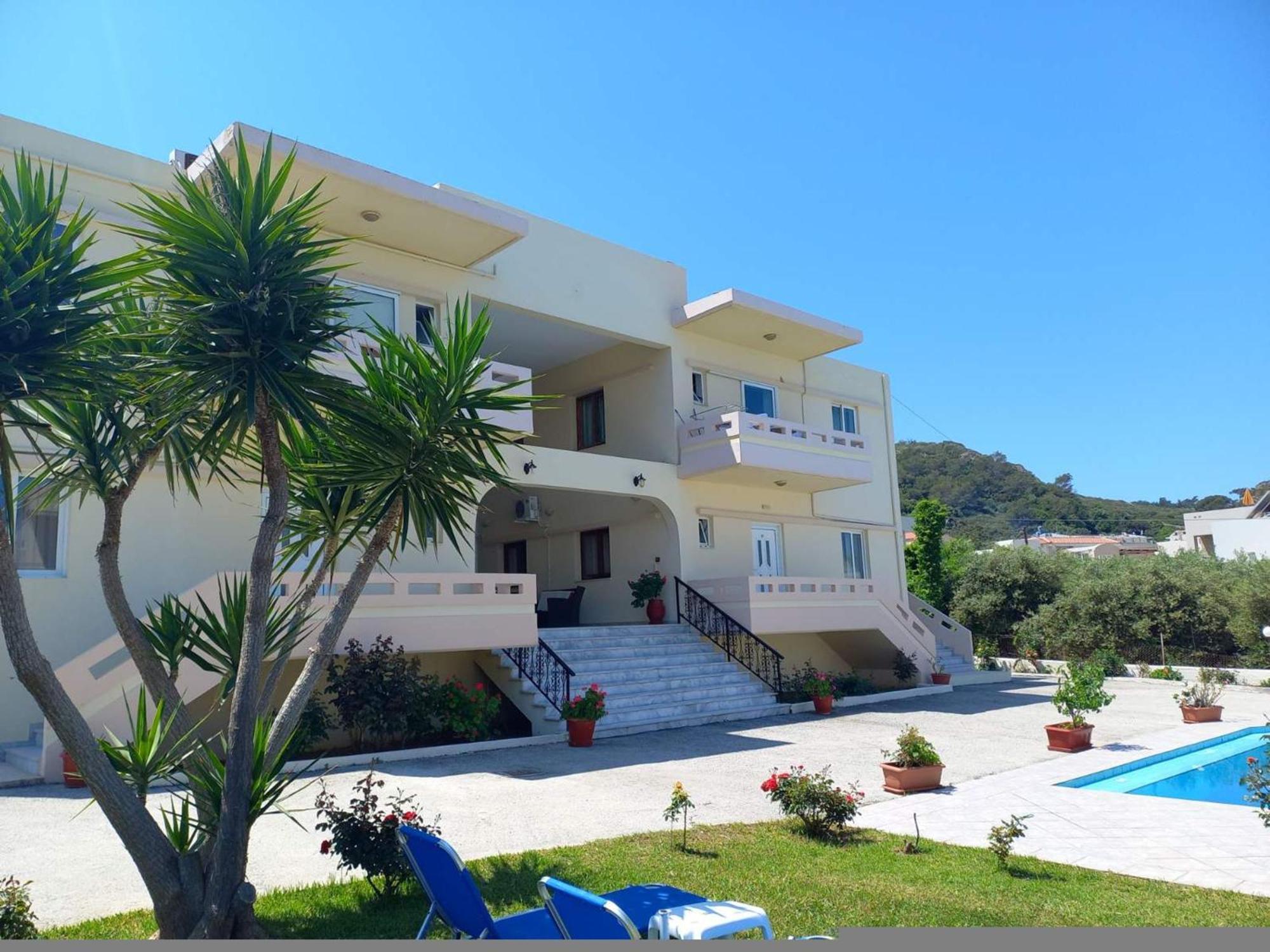 Litinas Apartments With Pool Agia Marina  Bagian luar foto