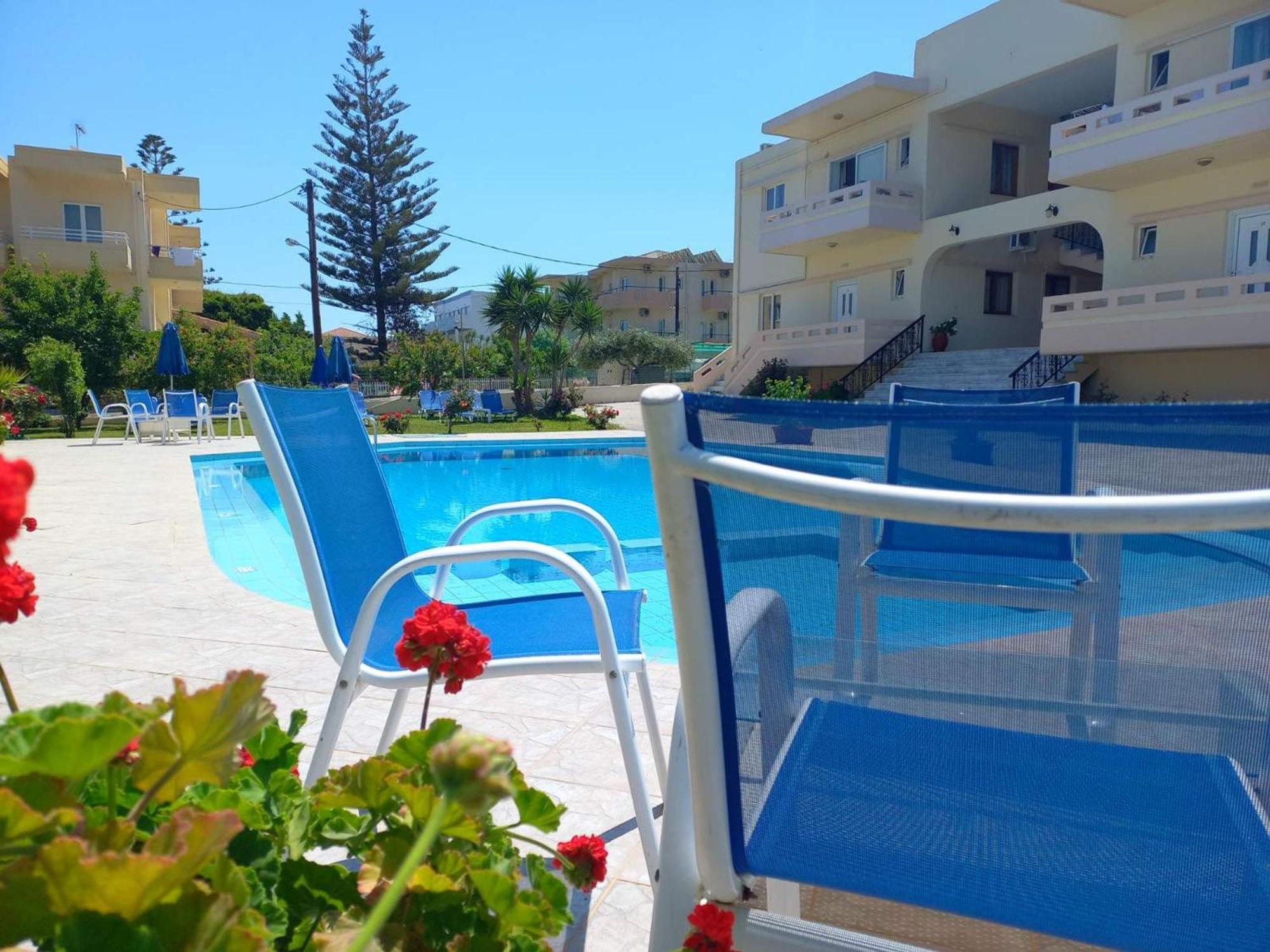 Litinas Apartments With Pool Agia Marina  Bagian luar foto